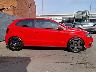 Used 2015 Volkswagen Polo GTI Bluemotion Tech Red - Interior and Exterior details 7