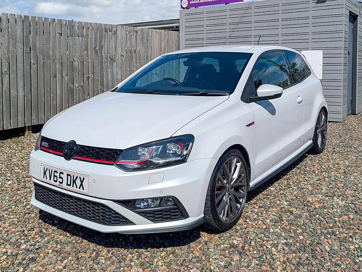 Used 2015 Volkswagen Polo GTI White - Interior and Exterior details 10