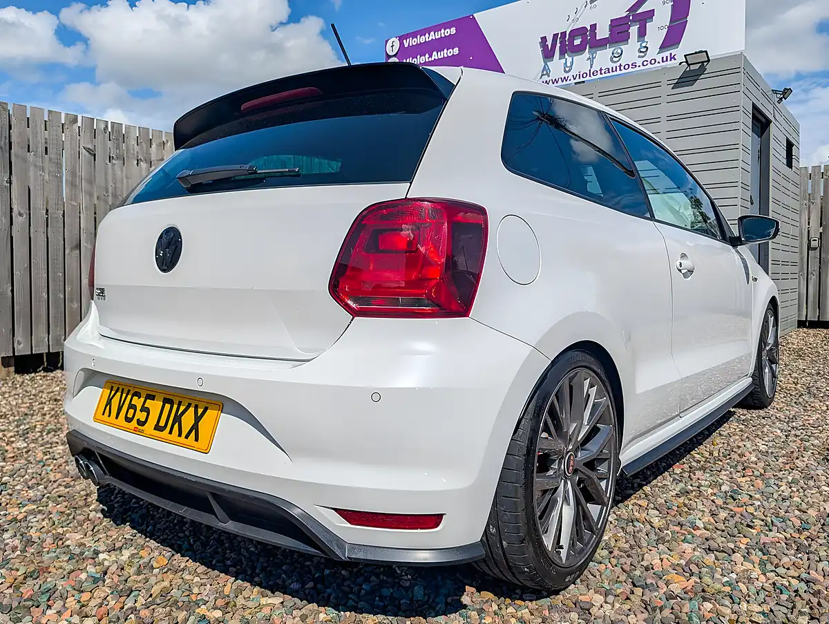 Used 2015 Volkswagen Polo GTI White - Interior and Exterior details 12