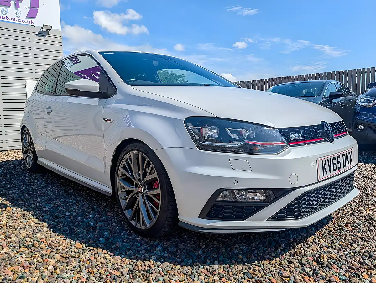 Used 2015 Volkswagen Polo GTI White - Interior and Exterior details 5