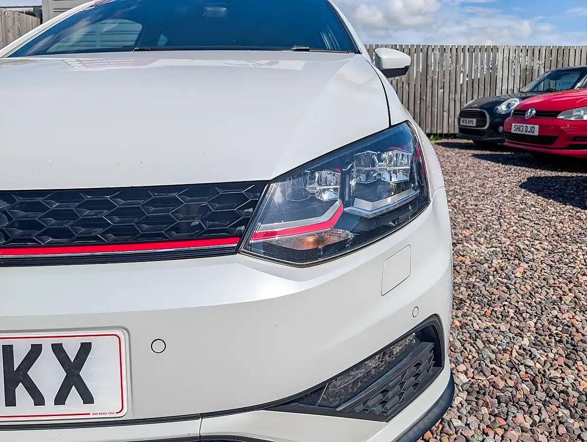 Used 2015 Volkswagen Polo GTI White - Interior and Exterior details 9