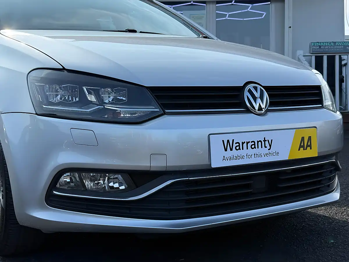 Used 2015 Volkswagen Polo Match Edition Silver - Interior and Exterior details 9