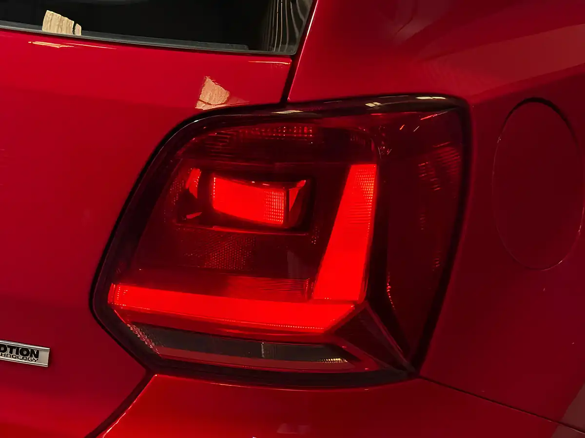 Used 2015 Volkswagen Polo S Red - Interior and Exterior details 12