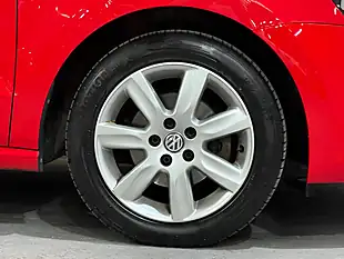 Used 2015 Volkswagen Polo S Red - Interior and Exterior details 13