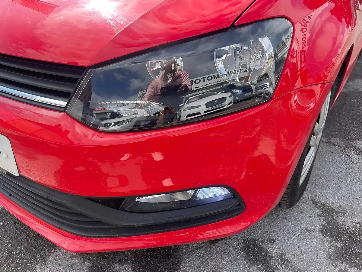 Used 2015 Volkswagen Polo S Red - Interior and Exterior details 14