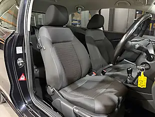 Used 2015 Volkswagen Polo Se Black - Interior and Exterior details 10