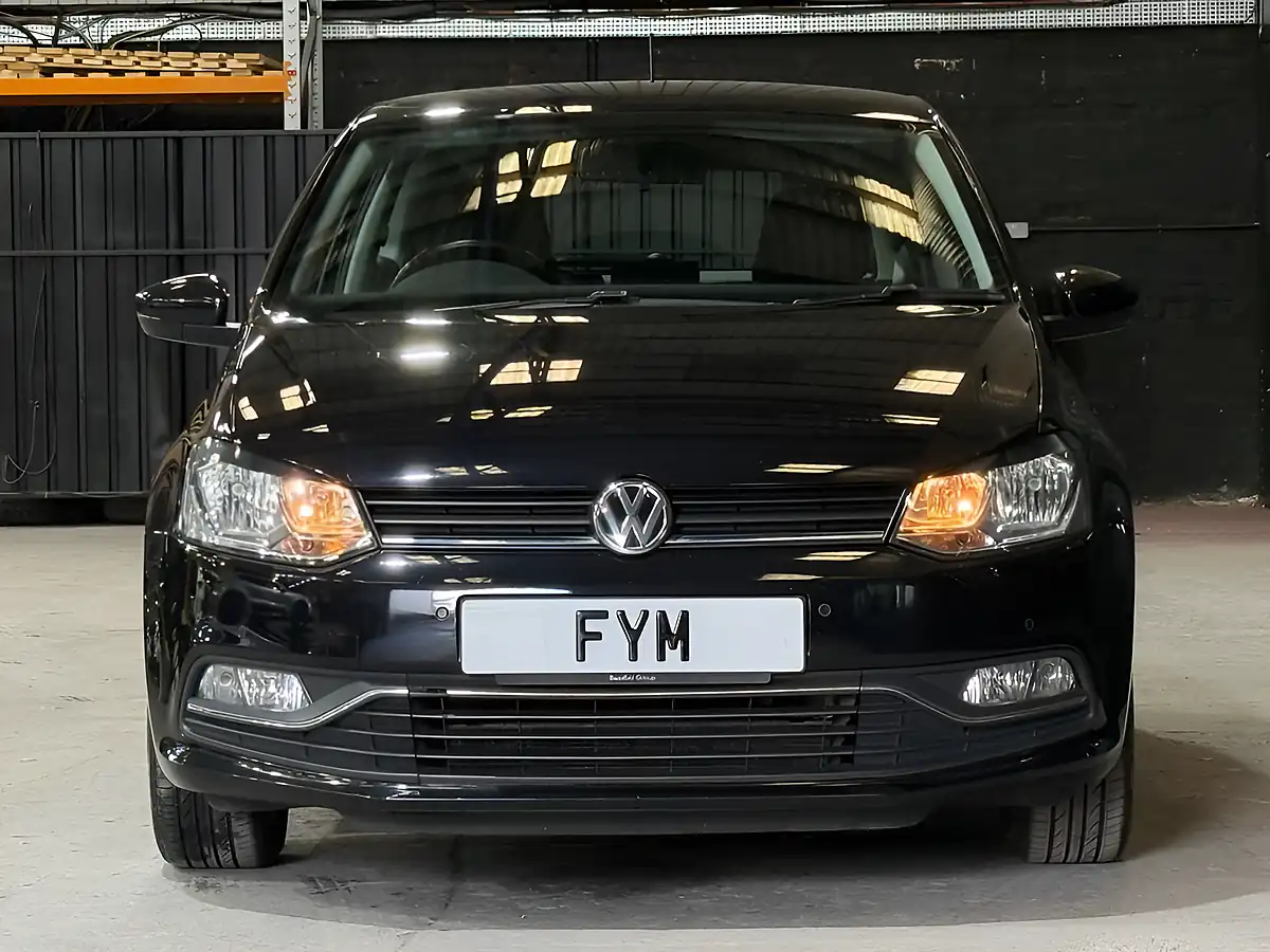 Used 2015 Volkswagen Polo Se Black - Interior and Exterior details 6