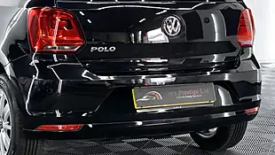 Used 2015 Volkswagen Polo Se Black - Interior and Exterior details 9