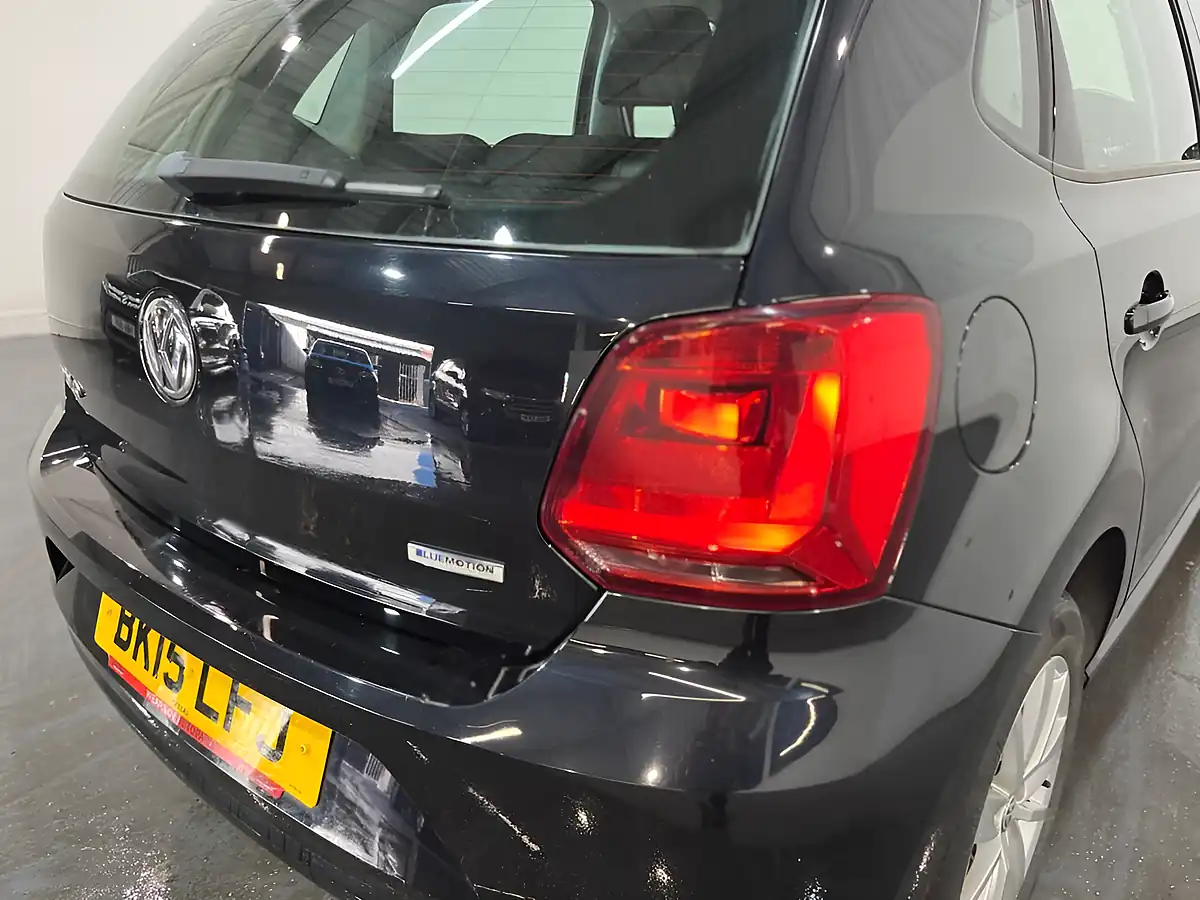 Used 2015 Volkswagen Polo Se Black - Interior and Exterior details 13