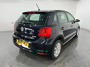 Used 2015 Volkswagen Polo Se Black - Interior and Exterior details 14