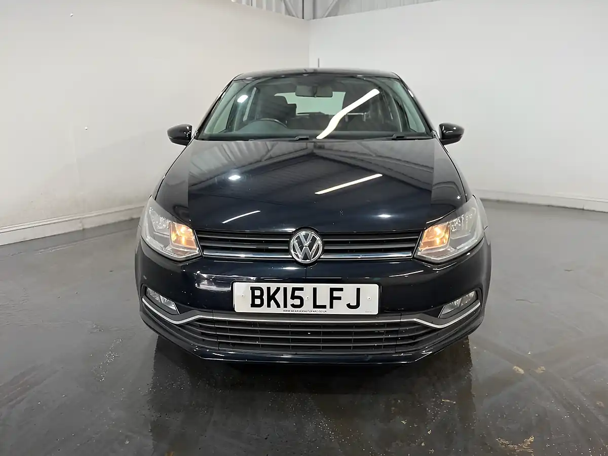 Used 2015 Volkswagen Polo Se Black - Interior and Exterior details 2