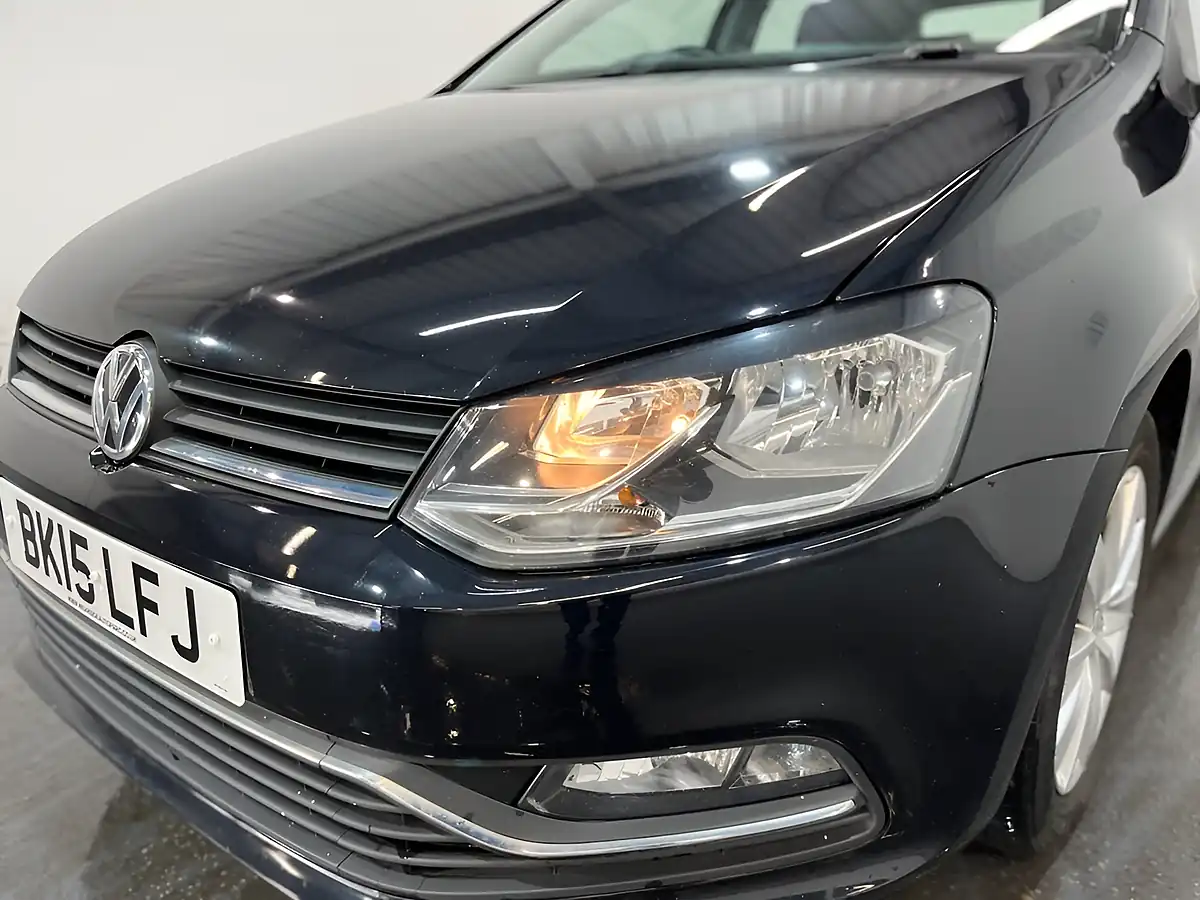 Used 2015 Volkswagen Polo Se Black - Interior and Exterior details 4