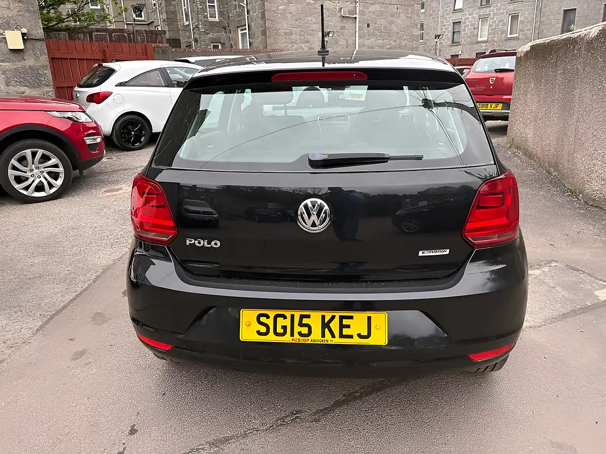 Used 2015 Volkswagen Polo Se Black - Interior and Exterior details 8