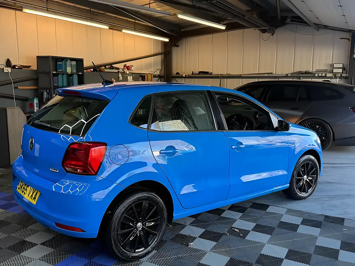 Used 2015 Volkswagen Polo Se Blue - Interior and Exterior details 11