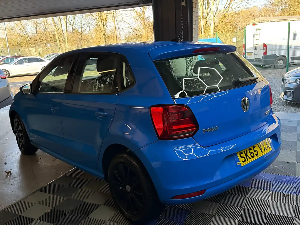 Used 2015 Volkswagen Polo Se Blue - Interior and Exterior details 7