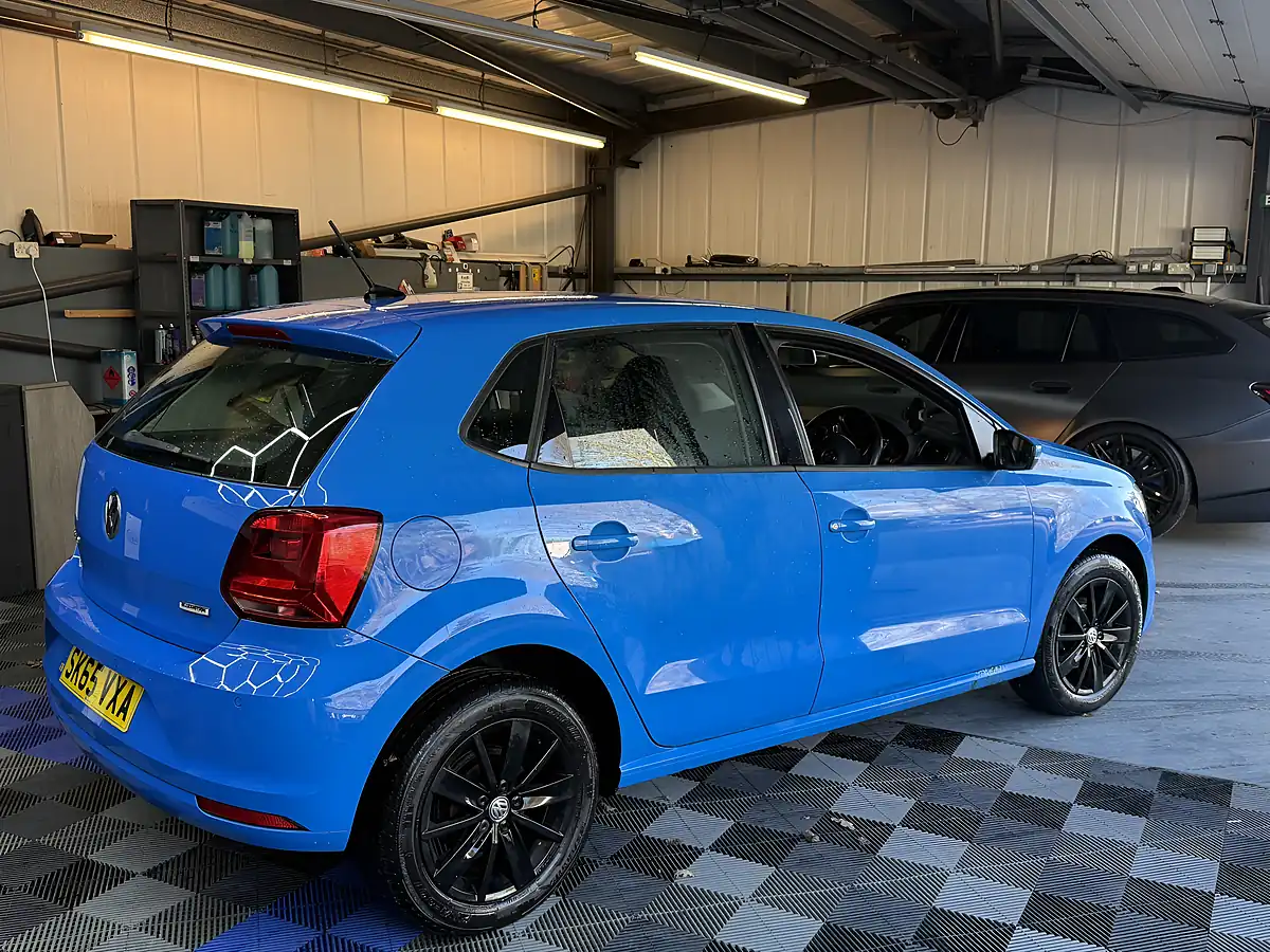 Used 2015 Volkswagen Polo Se Blue - Interior and Exterior details 11