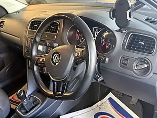 Used 2015 Volkswagen Polo Se Blue - Interior and Exterior details 16