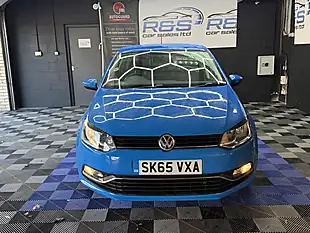 Used 2015 Volkswagen Polo Se Blue - Interior and Exterior details 3