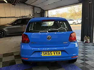 Used 2015 Volkswagen Polo Se Blue - Interior and Exterior details 8