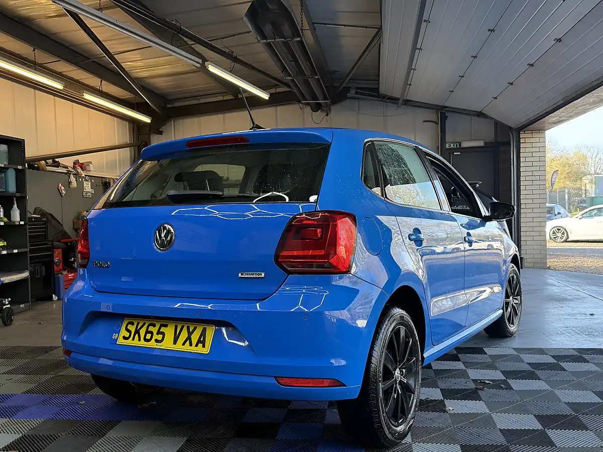 Used 2015 Volkswagen Polo Se Blue - Interior and Exterior details 9