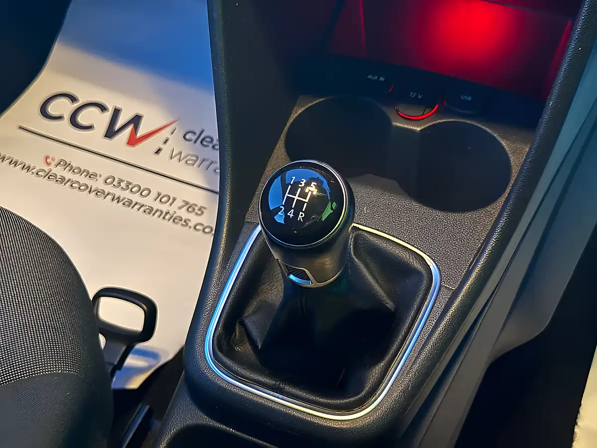 Used 2015 Volkswagen Polo Se Blue - Interior and Exterior details 17