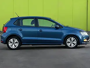 Used 2015 Volkswagen Polo Se Blue - Interior and Exterior details 7