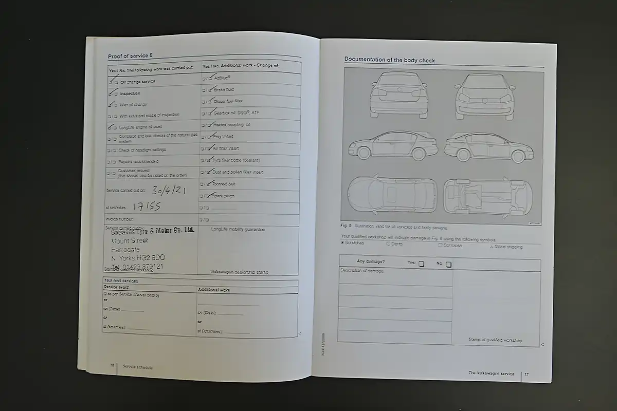 Used 2015 Volkswagen Polo Se Blue Silk - Interior and Exterior details 15