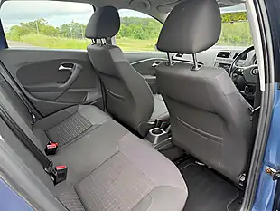 Used 2015 Volkswagen Polo Se Blue Silk Metallic - Interior and Exterior details 18
