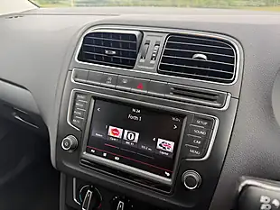 Used 2015 Volkswagen Polo Se Blue Silk Metallic - Interior and Exterior details 19