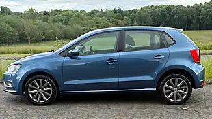 Used 2015 Volkswagen Polo Se Blue Silk Metallic - Interior and Exterior details 8