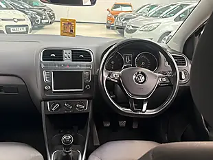 Used 2015 Volkswagen Polo Se Bluemotion Tech Black - Interior and Exterior details 10