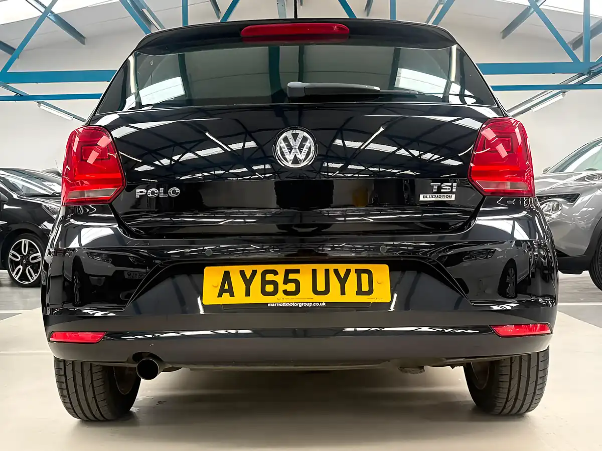 Used 2015 Volkswagen Polo Se Bluemotion Tech Black - Interior and Exterior details 16