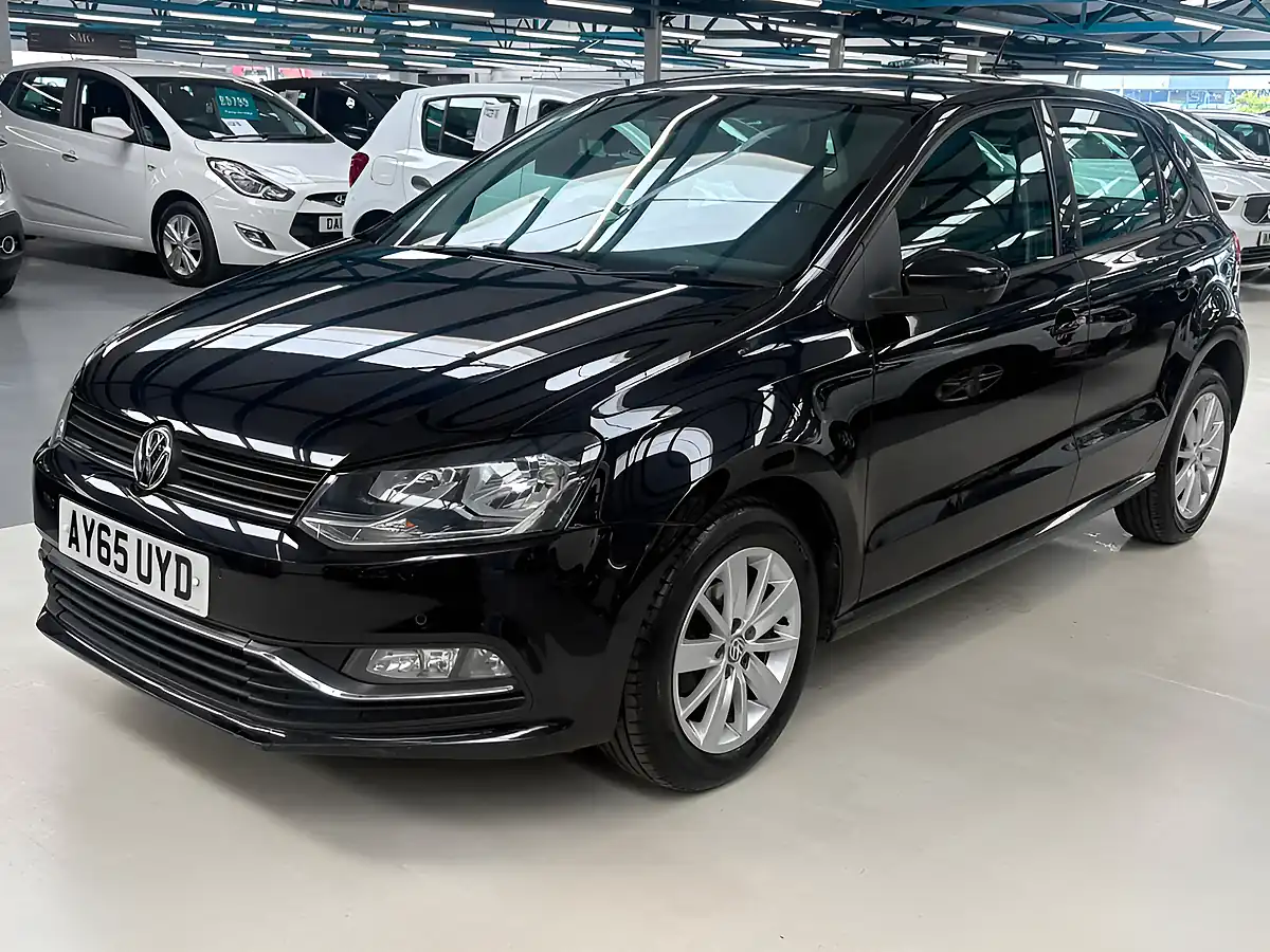 Used 2015 Volkswagen Polo Se Bluemotion Tech Black - Interior and Exterior details 19