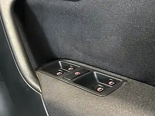 Used 2015 Volkswagen Polo Se Bluemotion Tech Brown - Interior and Exterior details 11