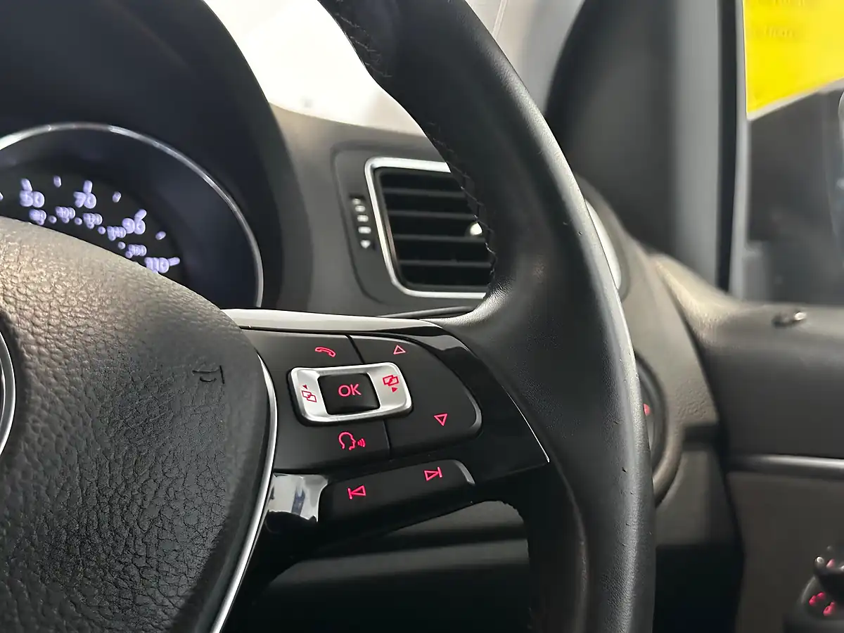 Used 2015 Volkswagen Polo Se Bluemotion Tech Brown - Interior and Exterior details 15