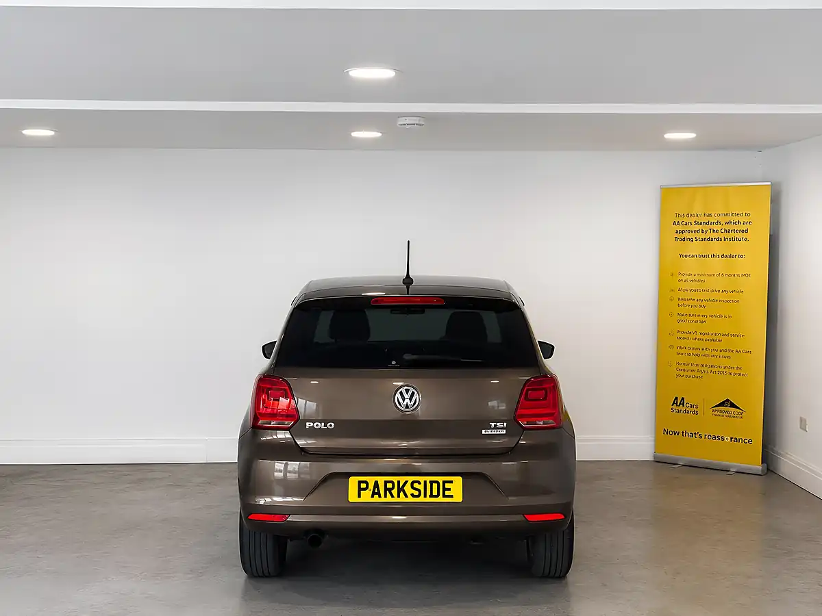 Used 2015 Volkswagen Polo Se Bluemotion Tech Brown - Interior and Exterior details 6