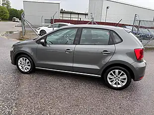 Used 2015 Volkswagen Polo Se Bluemotion Tech Grey - Interior and Exterior details 11