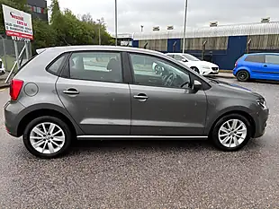 Used 2015 Volkswagen Polo Se Bluemotion Tech Grey - Interior and Exterior details 7