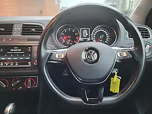 Used 2015 Volkswagen Polo Se Bluemotion Tech Red - Interior and Exterior details 18