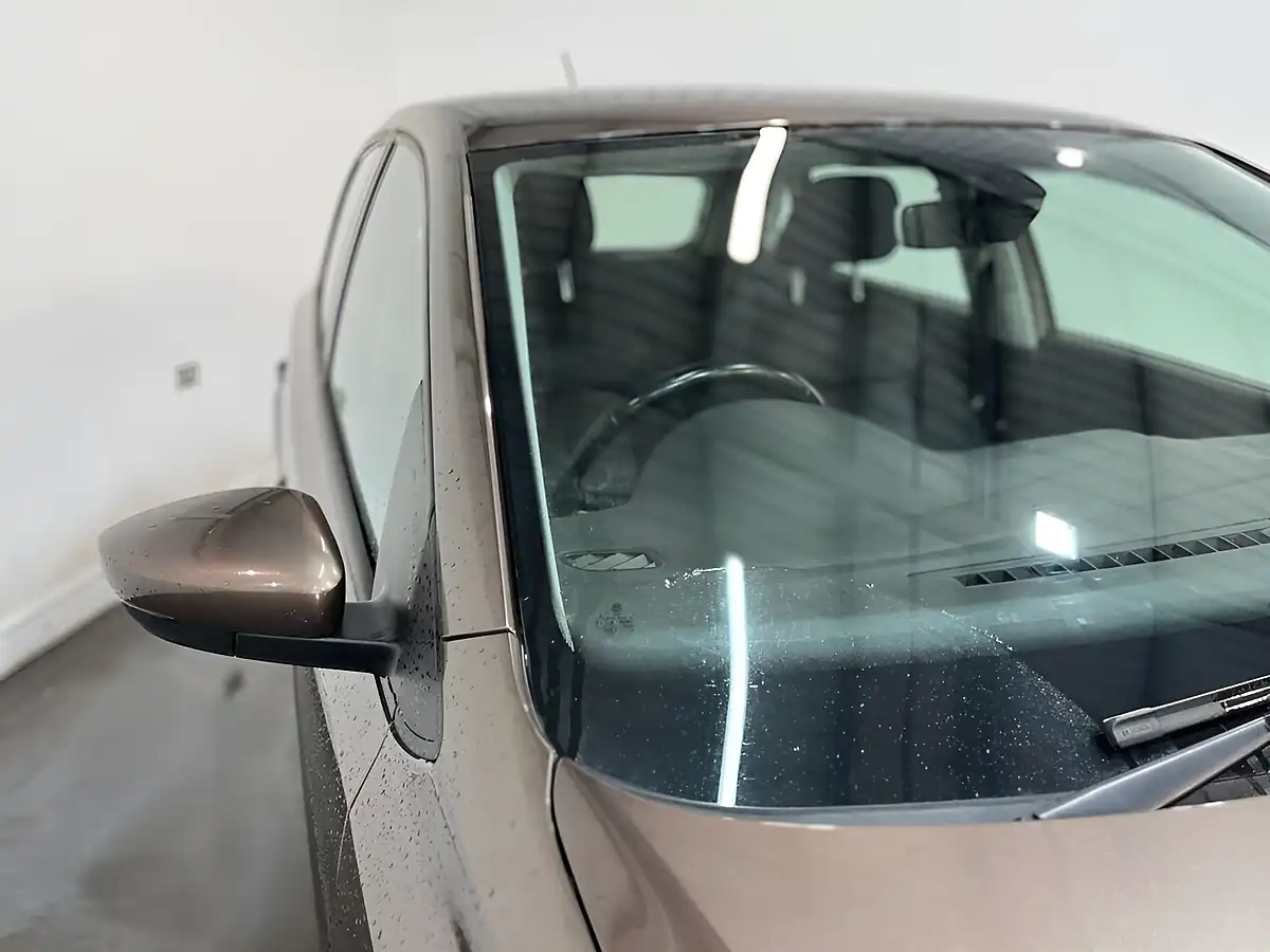 Used 2015 Volkswagen Polo Se Brown - Interior and Exterior details 6