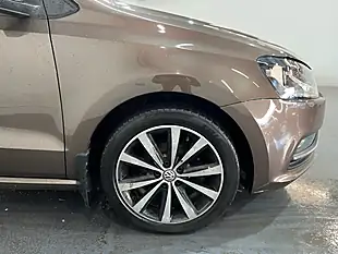 Used 2015 Volkswagen Polo Se Brown - Interior and Exterior details 8