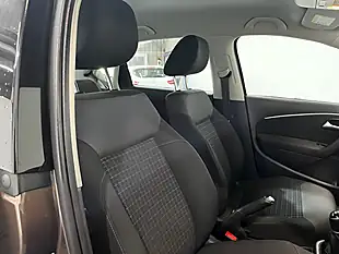 Used 2015 Volkswagen Polo Se Brown - Interior and Exterior details 9
