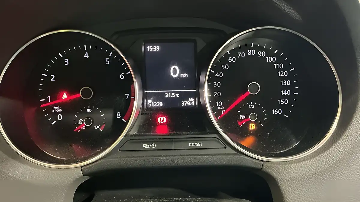 Used 2015 Volkswagen Polo Se Design Blue - Interior and Exterior details 13