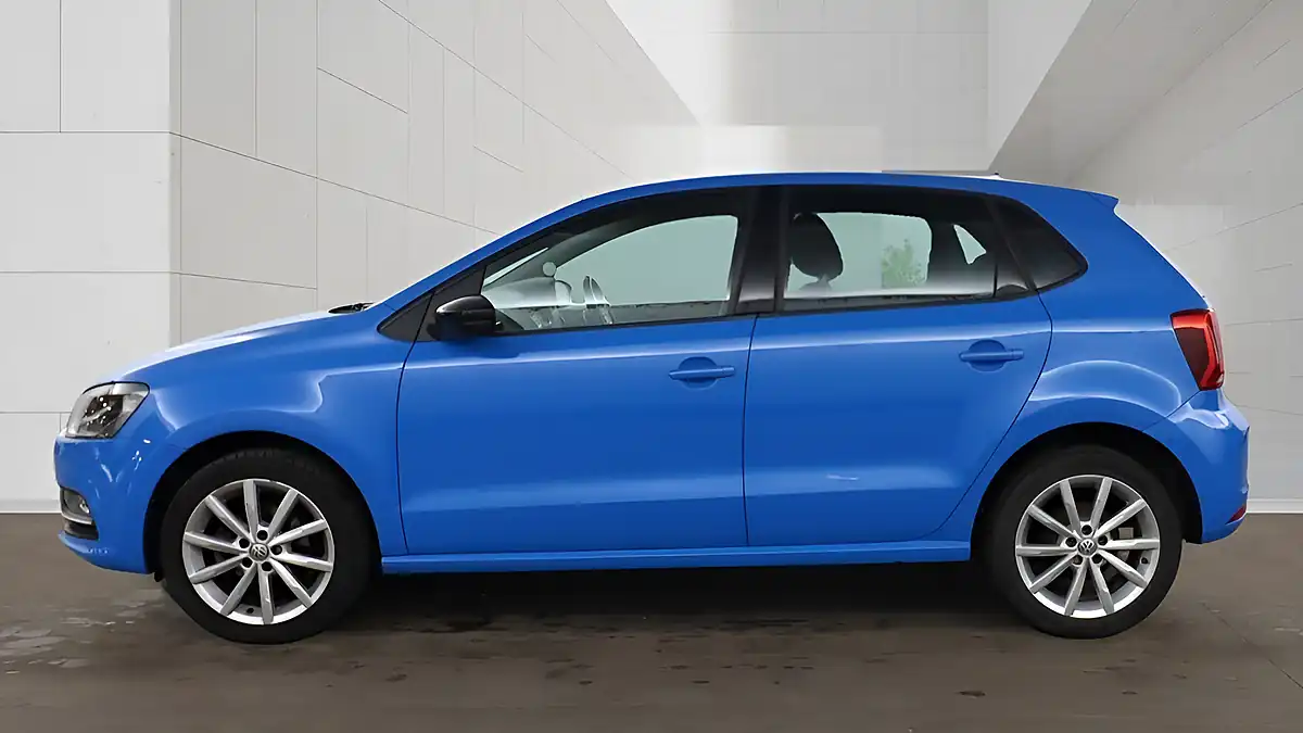 Used 2015 Volkswagen Polo Se Design Blue - Interior and Exterior details 7
