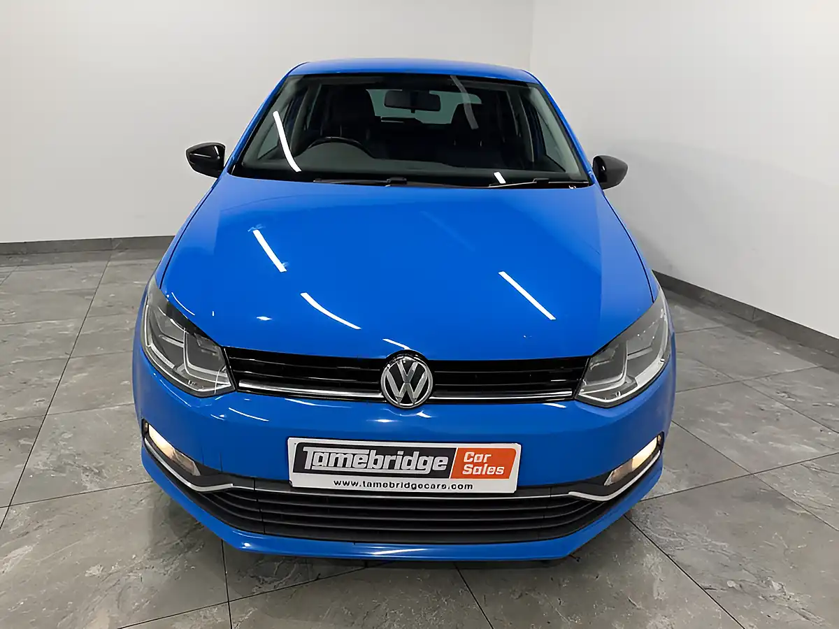 Used 2015 Volkswagen Polo Se Design Blue - Interior and Exterior details 3