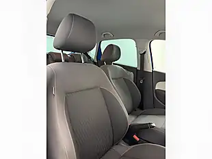 Used 2015 Volkswagen Polo Se Design Blue - Interior and Exterior details 9