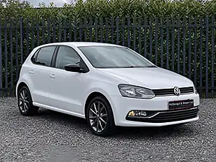 Used 2015 Volkswagen Polo Se Design White - Interior and Exterior details 7