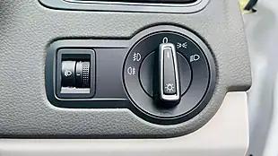 Used 2015 Volkswagen Polo Se Design White - Interior and Exterior details 15