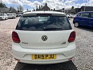 Used 2015 Volkswagen Polo Se Design White - Interior and Exterior details 12