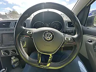 Used 2015 Volkswagen Polo Se Design White - Interior and Exterior details 17